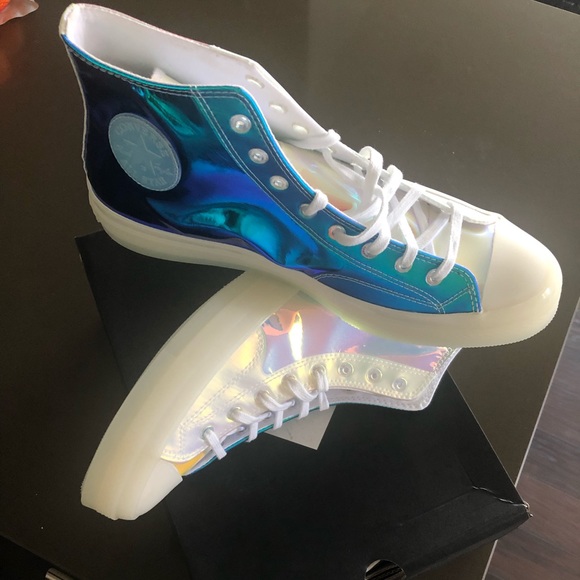 Brand New In Box Rainbow Chuck Taylor Converse - Picture 2 of 6